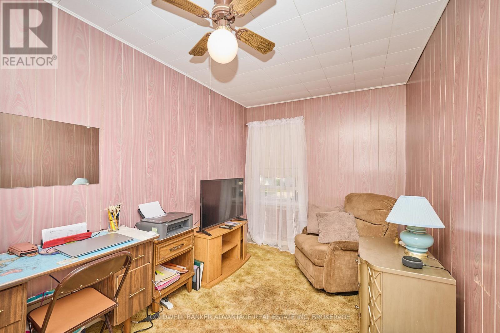 144 Dunkirk Road, Welland, Ontario  L3B 2N6 - Photo 12 - X12459687
