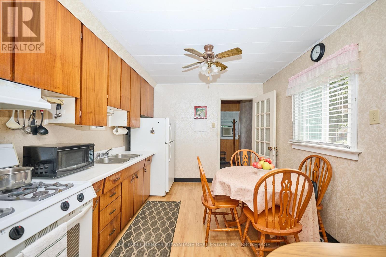 144 Dunkirk Road, Welland, Ontario  L3B 2N6 - Photo 7 - X12459687