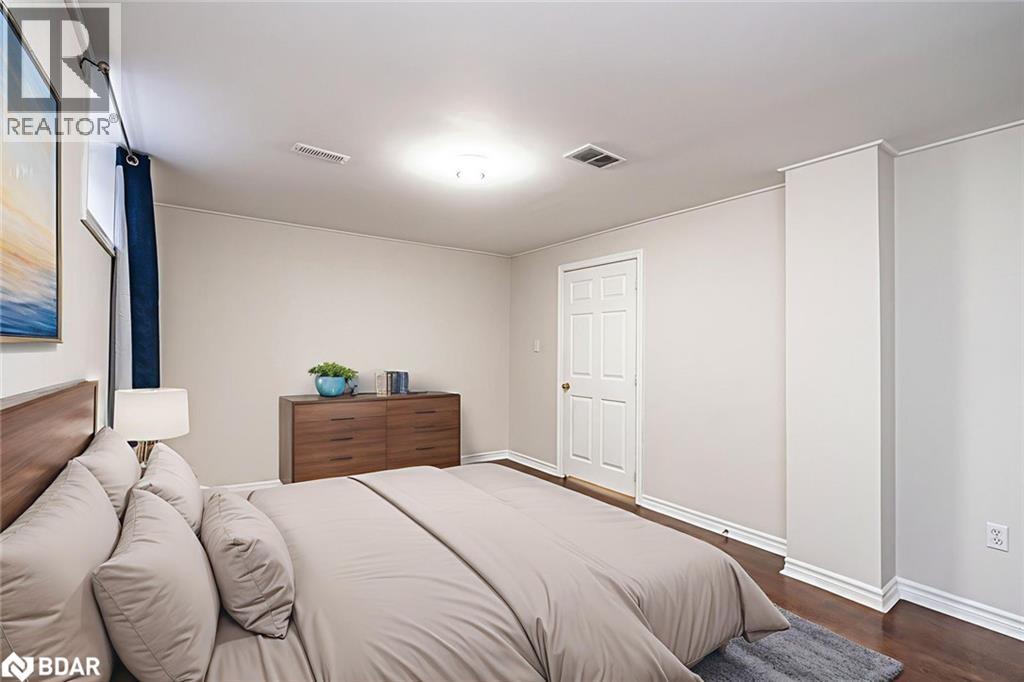 66 Carley Crescent Unit# Lower, Barrie, Ontario  L4N 0M8 - Photo 4 - 40778278