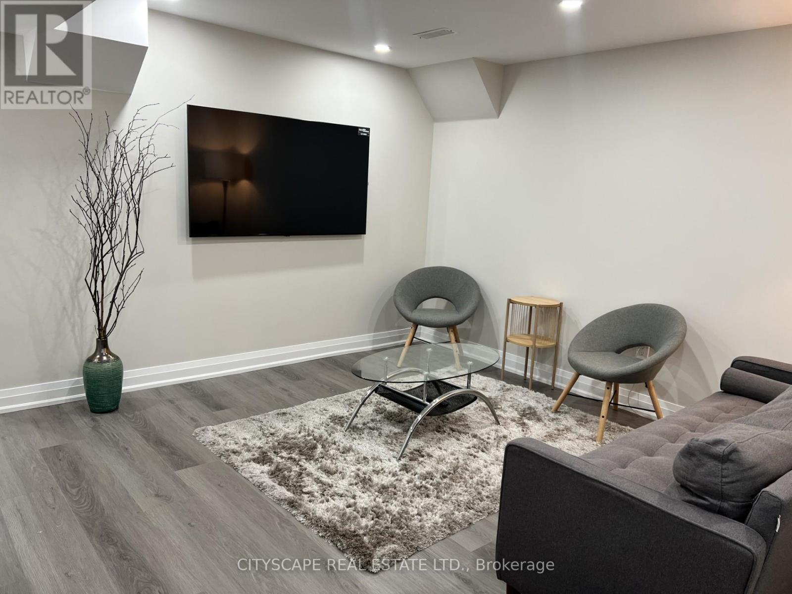 Lower - 58 Hubbell Road, Brampton, Ontario  L5Y 2A5 - Photo 2 - W12458924