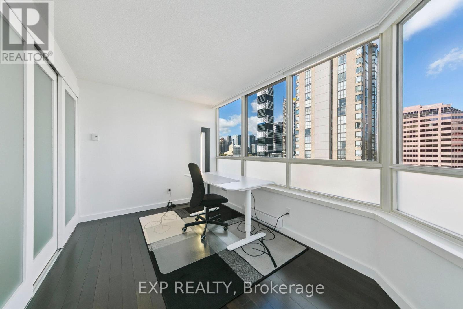 906 - 3605 Kariya Drive, Mississauga, Ontario  L5B 3J4 - Photo 24 - W12459580