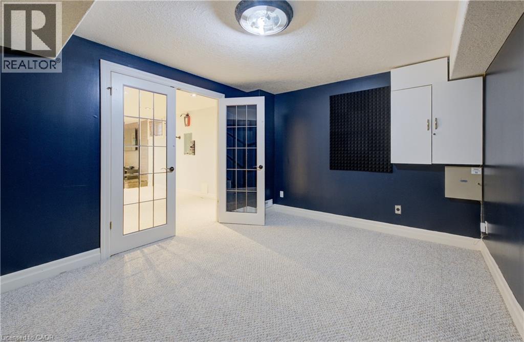 171 Pine Valley Drive, Kitchener, Ontario  N2P 2V8 - Photo 37 - 40778572