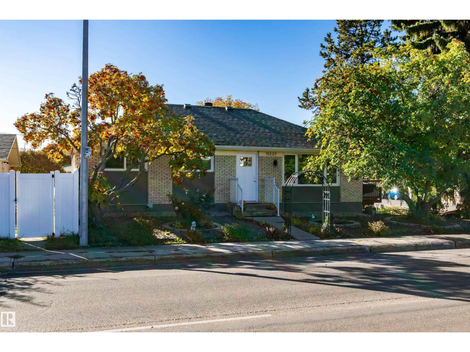 11227 40 Av Nw, Edmonton, Alberta  T6J 0P9 - Photo 46 - E4461960
