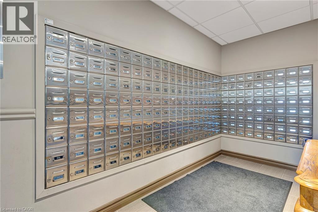 35 Green Valley Drive Unit# 902, Kitchener, Ontario  N2P 2A5 - Photo 6 - 40764786