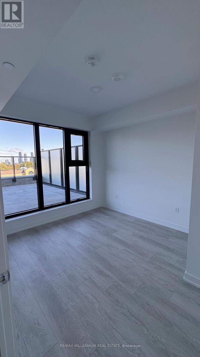 707 - 801 The Queens Way, Toronto, Ontario  M8Z 6A8 - Photo 6 - W12458957