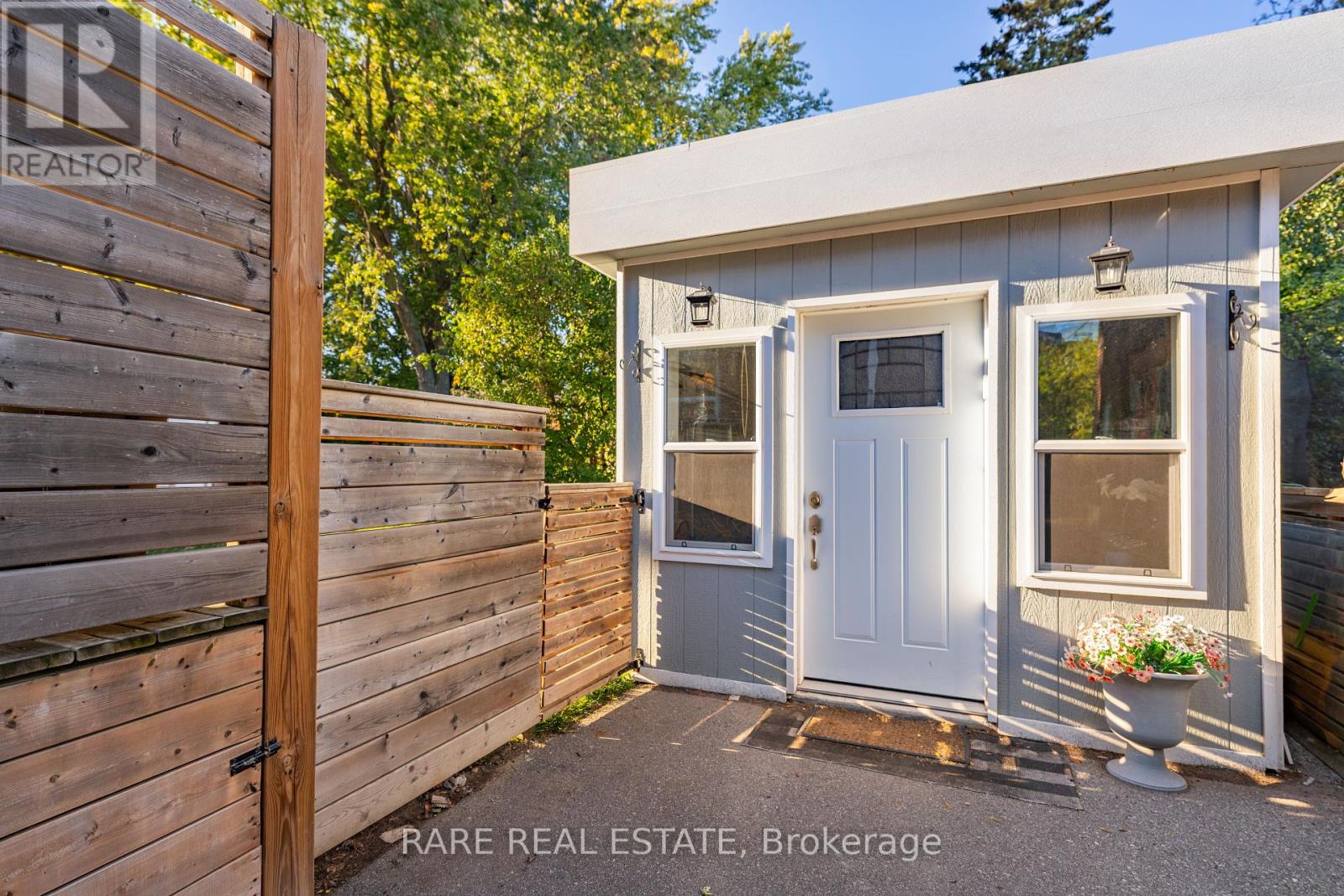 244 Donlea Drive, Toronto (Leaside), Ontario  M4G 2N2 - Photo 19 - C12459646