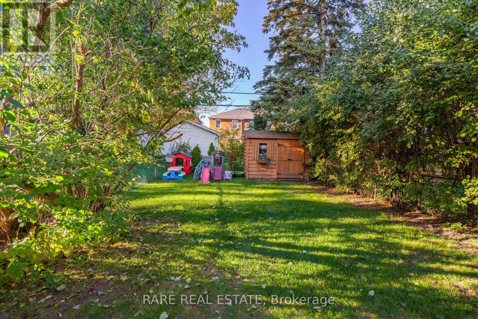 244 Donlea Drive, Toronto (Leaside), Ontario  M4G 2N2 - Photo 24 - C12459646