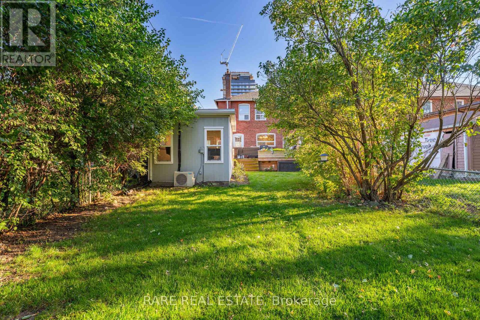 244 Donlea Drive, Toronto (Leaside), Ontario  M4G 2N2 - Photo 25 - C12459646