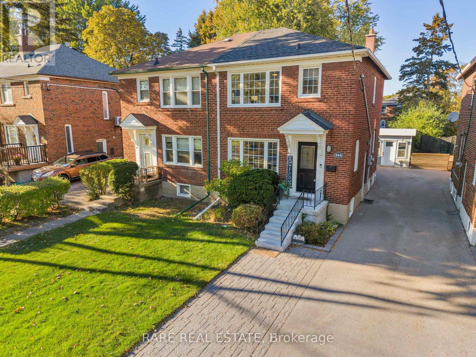 244 Donlea Drive, Toronto (Leaside), Ontario  M4G 2N2 - Photo 30 - C12459646