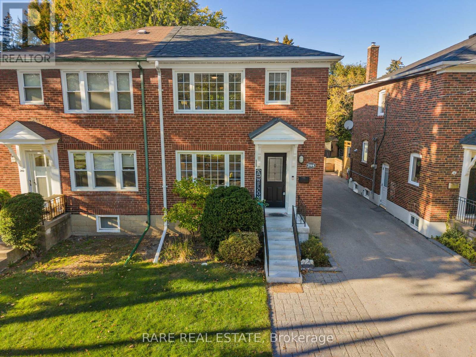 244 Donlea Drive, Toronto (Leaside), Ontario  M4G 2N2 - Photo 31 - C12459646