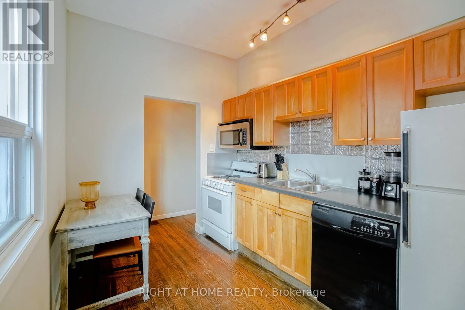 125 Lisgar Street, Toronto, Ontario  M6J 3G4 - Photo 25 - C12459659