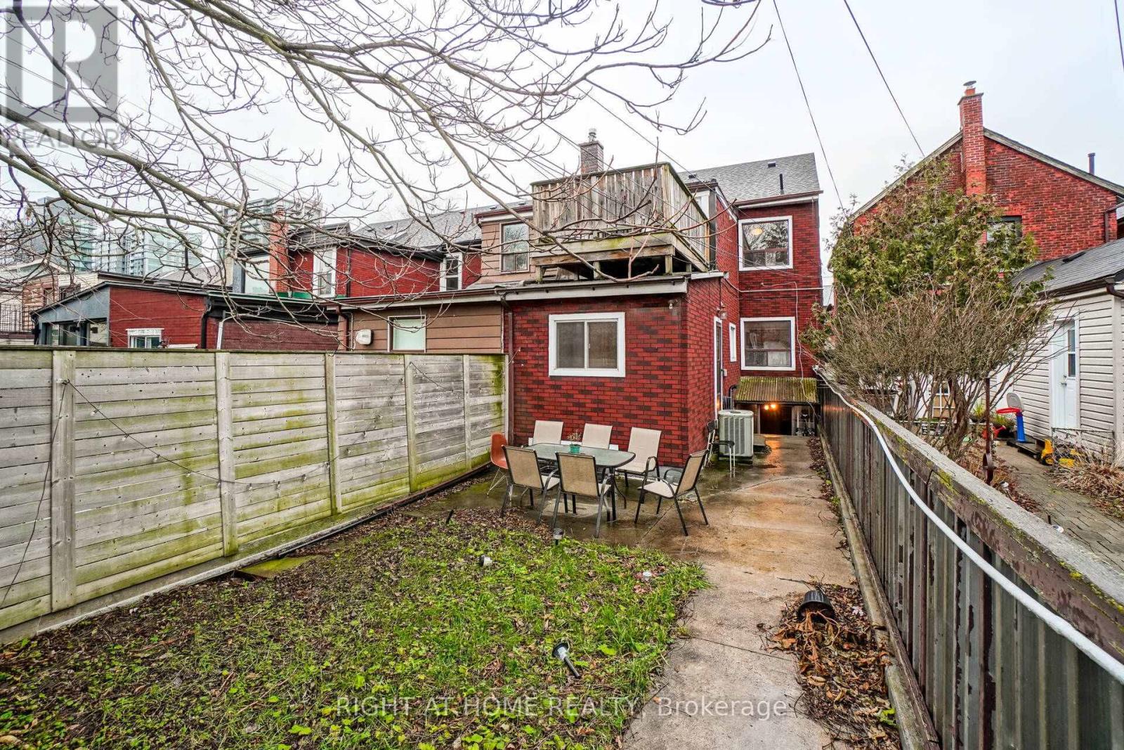 125 Lisgar Street, Toronto, Ontario  M6J 3G4 - Photo 33 - C12459659