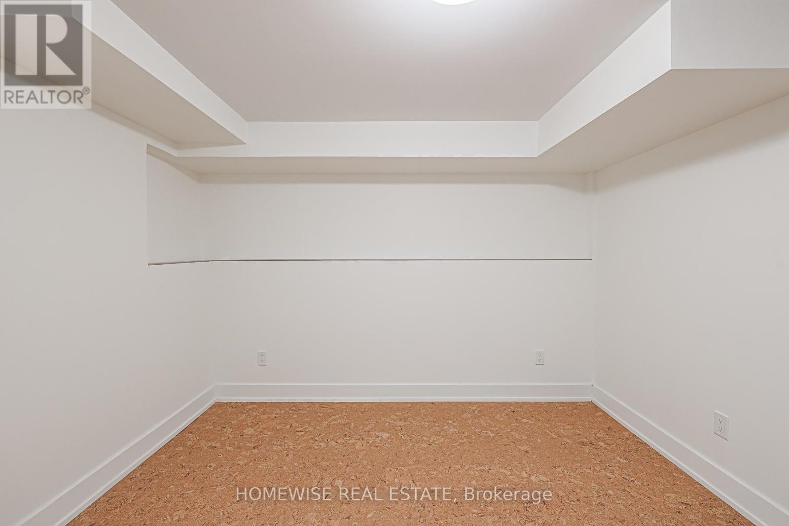 83 Clinton Street, Toronto, Ontario  M6G 2Y4 - Photo 9 - C12459699