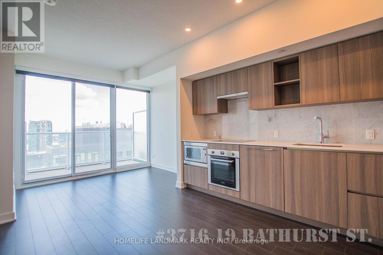 2516 - 19 Bathurst Street, Toronto, Ontario  M5V 2N9 - Photo 3 - C12459709