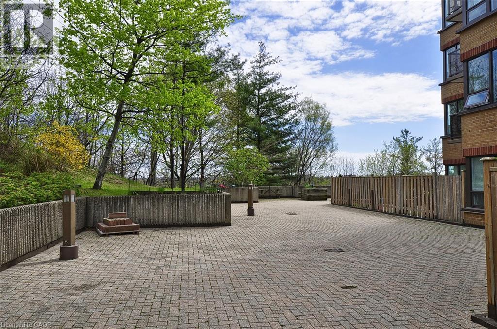 237 King Street W Unit# 1210, Cambridge, Ontario  N3H 5L2 - Photo 32 - 40778558