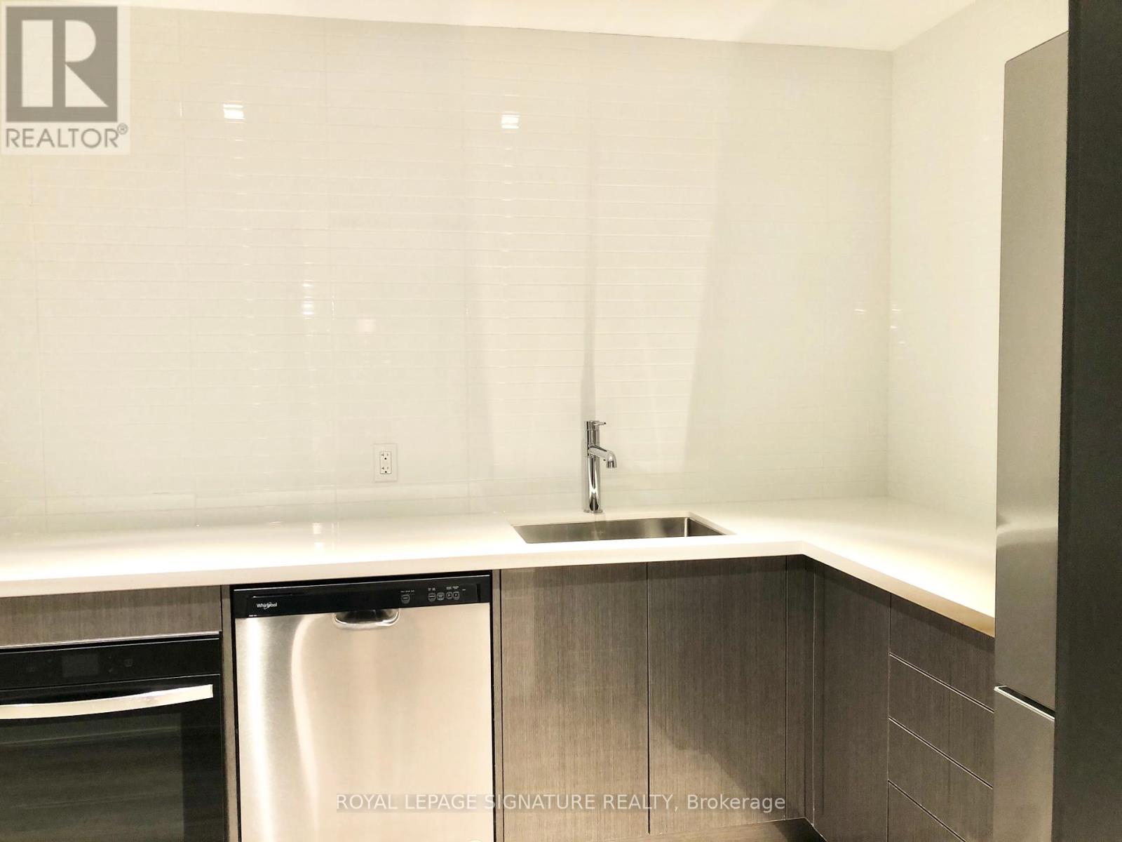 1013 - 286 Main Street, Toronto, Ontario  M4C 0B3 - Photo 27 - E12459703