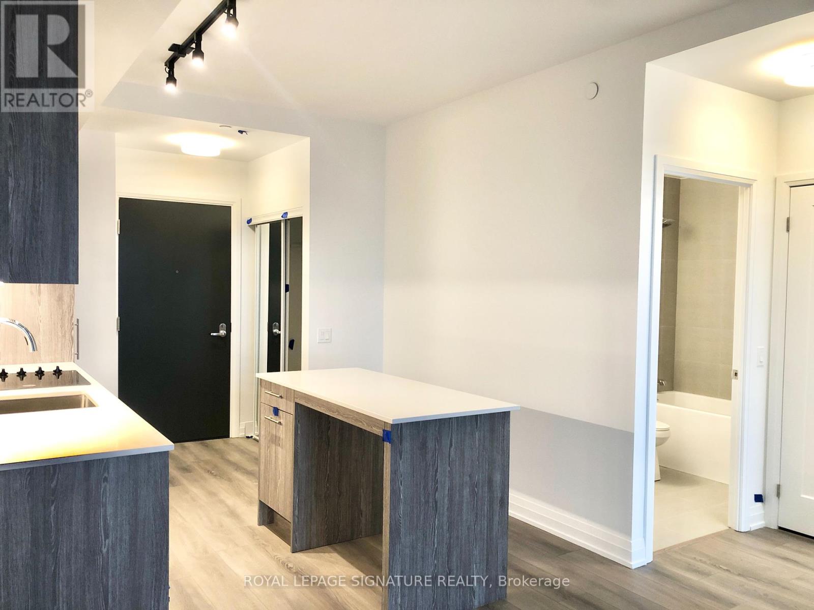 1013 - 286 Main Street, Toronto, Ontario  M4C 0B3 - Photo 3 - E12459703