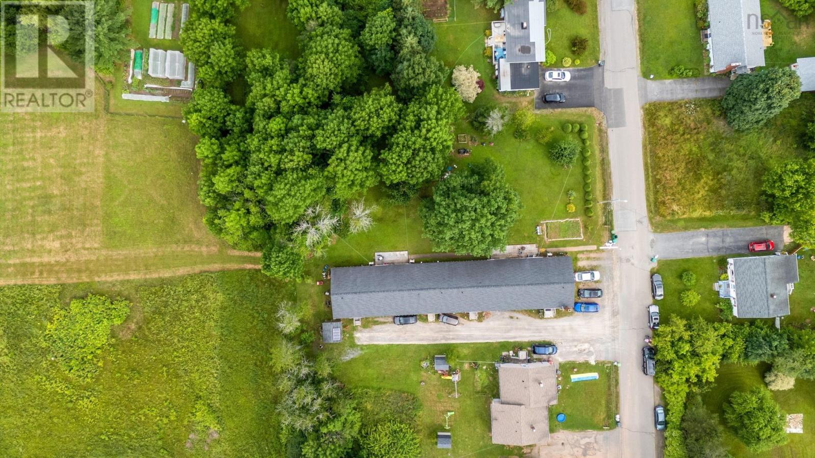 1592 Crossley Court, Windsor, Nova Scotia  B0N 2T0 - Photo 36 - 202518317