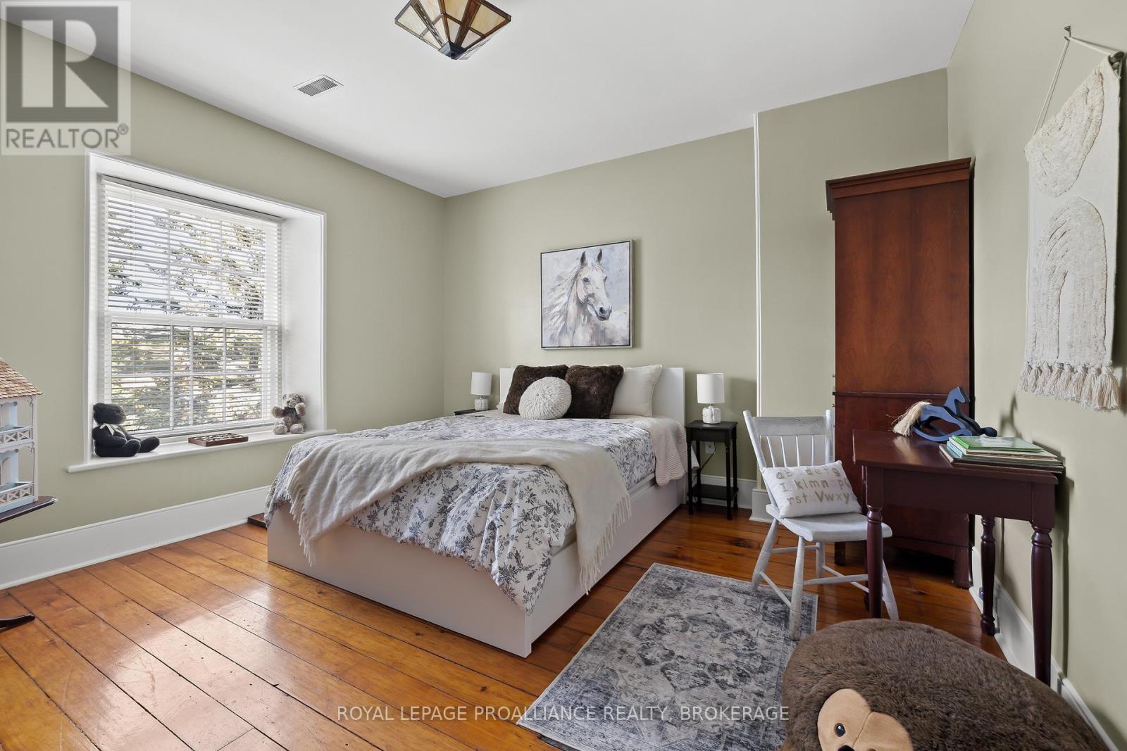 1049 Highway 2 E, Kingston, Ontario  K7L 4V1 - Photo 26 - X12459725