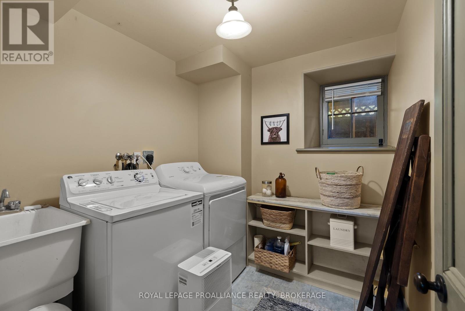 1049 Highway 2 E, Kingston, Ontario  K7L 4V1 - Photo 31 - X12459725