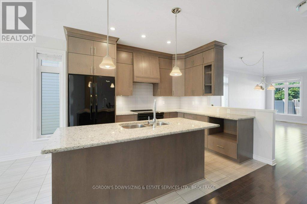 281 Brambling Way, Ottawa, Ontario  K2J 6E3 - Photo 12 - X12459850
