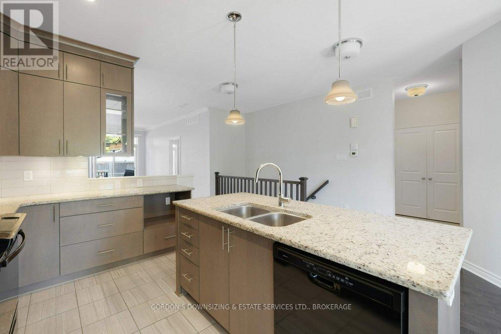 281 Brambling Way, Ottawa, Ontario  K2J 6E3 - Photo 14 - X12459850
