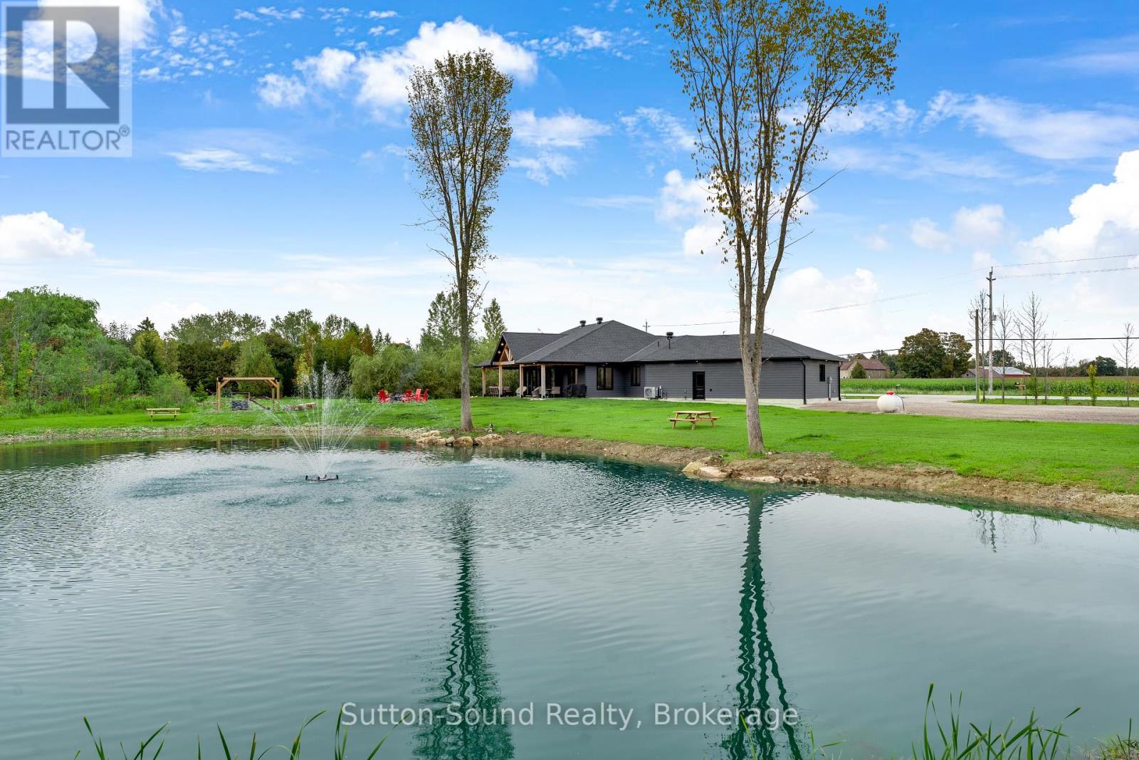 401091 Grey Road 17, Georgian Bluffs, Ontario  N0H 2T0 - Photo 48 - X12459718