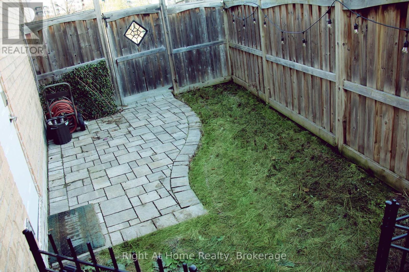 Lower - 126 Duncan Lane, Milton, Ontario  L9T 3X3 - Photo 9 - W12324610