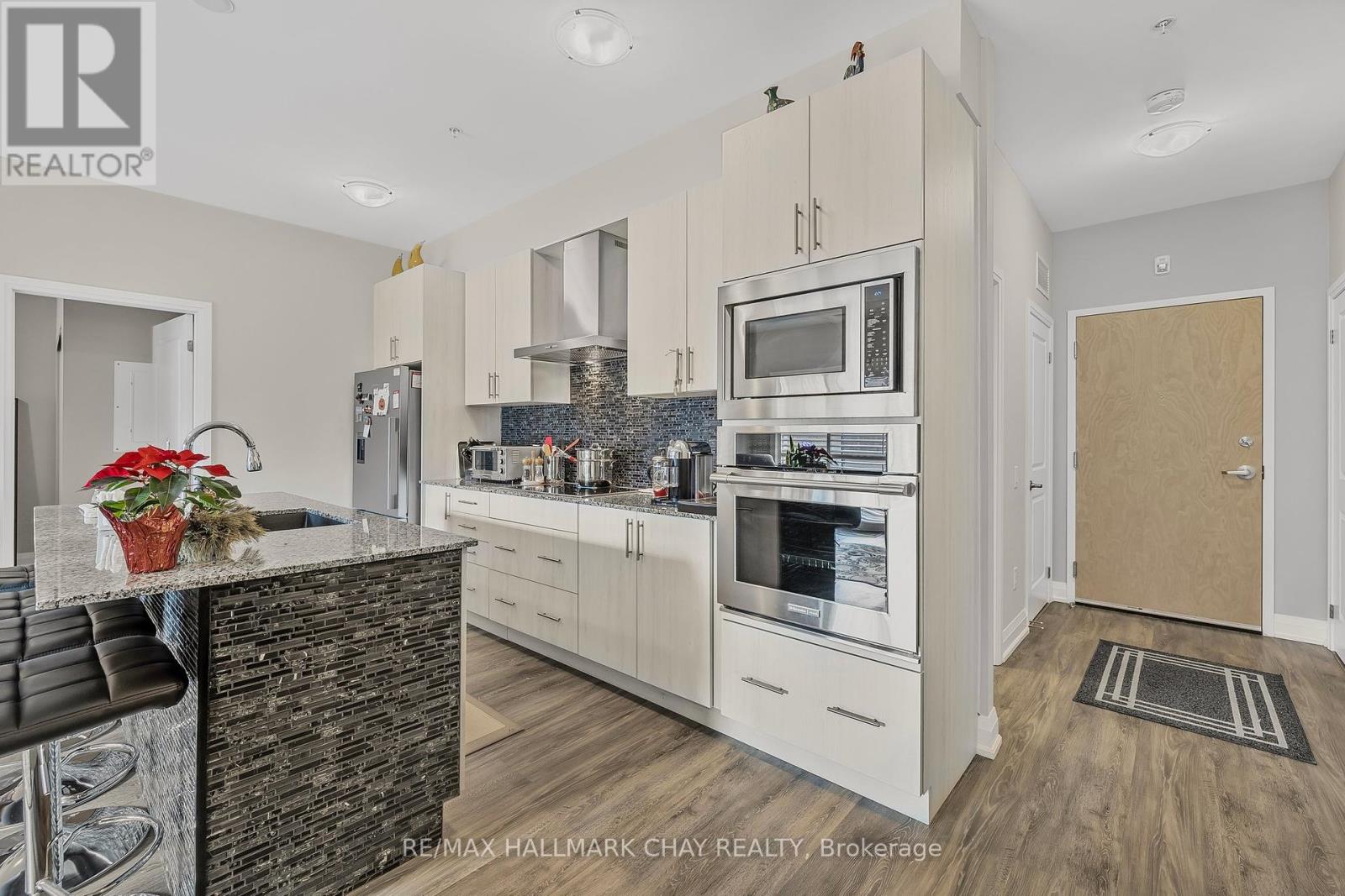 107 - 64 Queen Street S, New Tecumseth, Ontario  L0G 1W0 - Photo 12 - N12459653