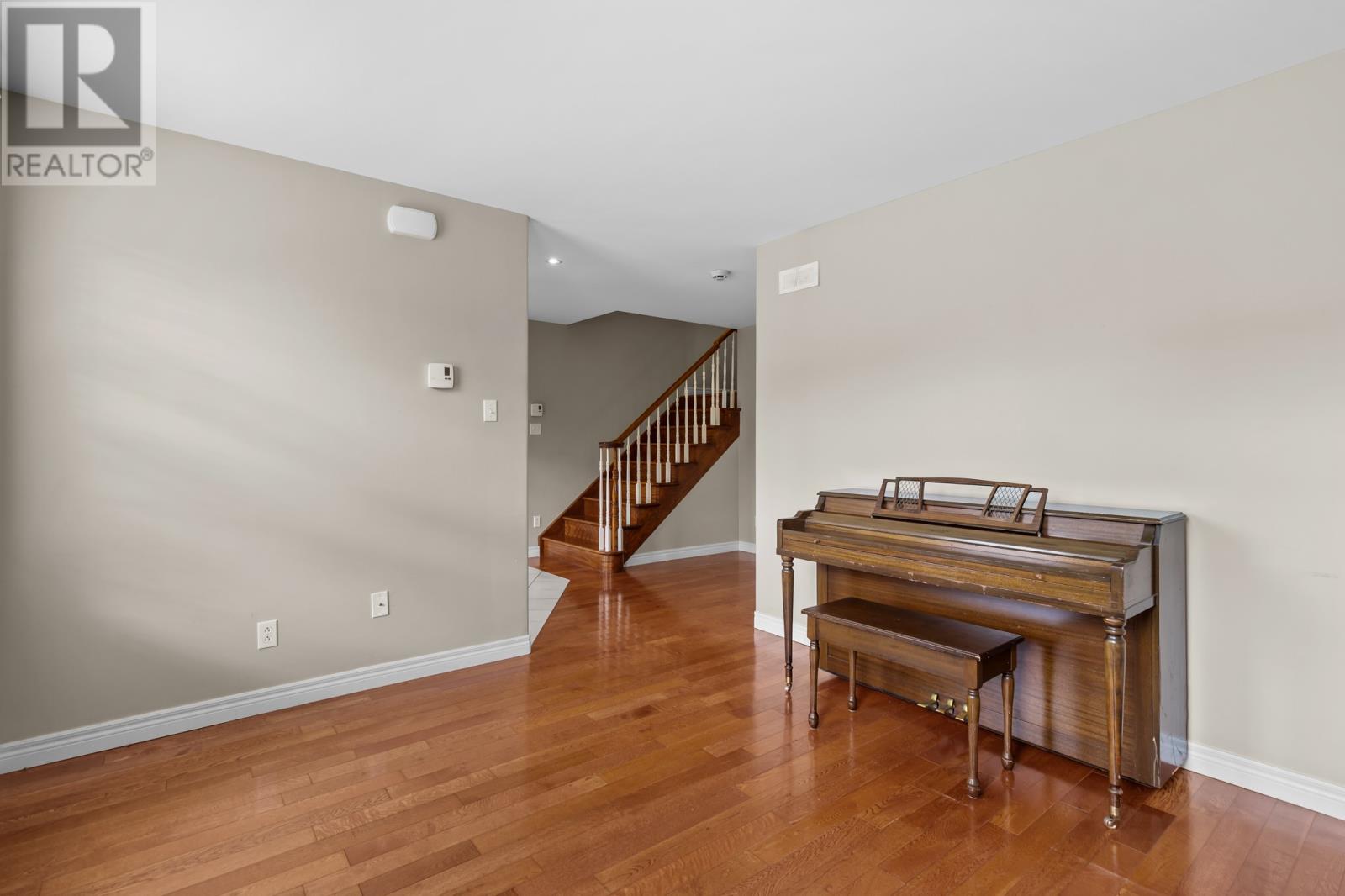 17 Tiverton Street, Paradise, Newfoundland & Labrador  A1L 1W1 - Photo 5 - 1291232