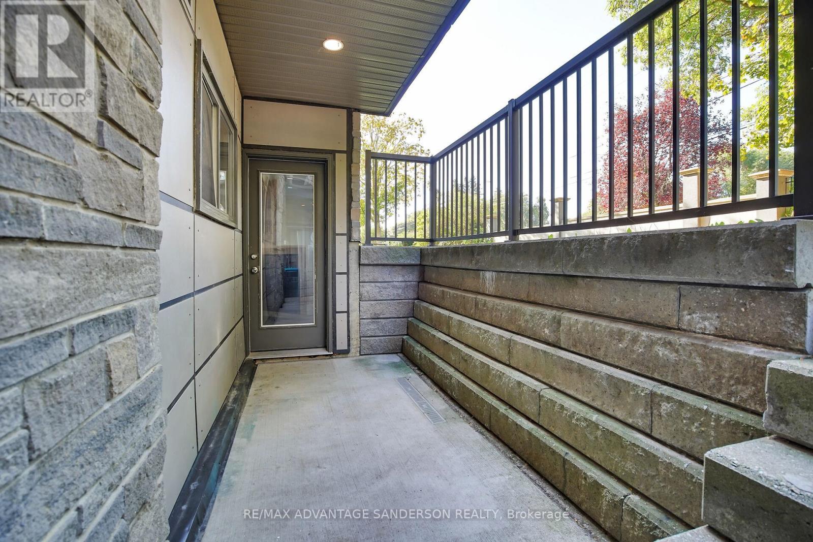 118 - 15 Jacksway Crescent, London North, Ontario  N5X 3T8 - Photo 26 - X12459755