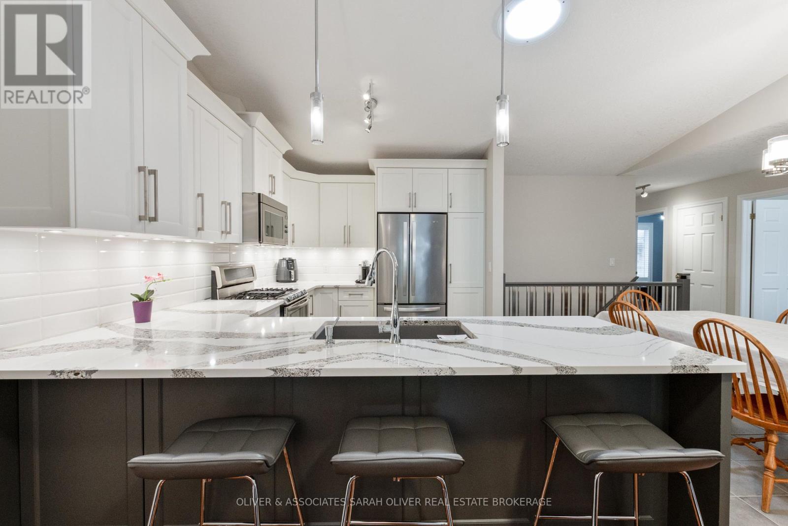 35 - 1241 Beaverbrook Avenue, London North (North N), Ontario  N6H 5P1 - Photo 4 - X12459783