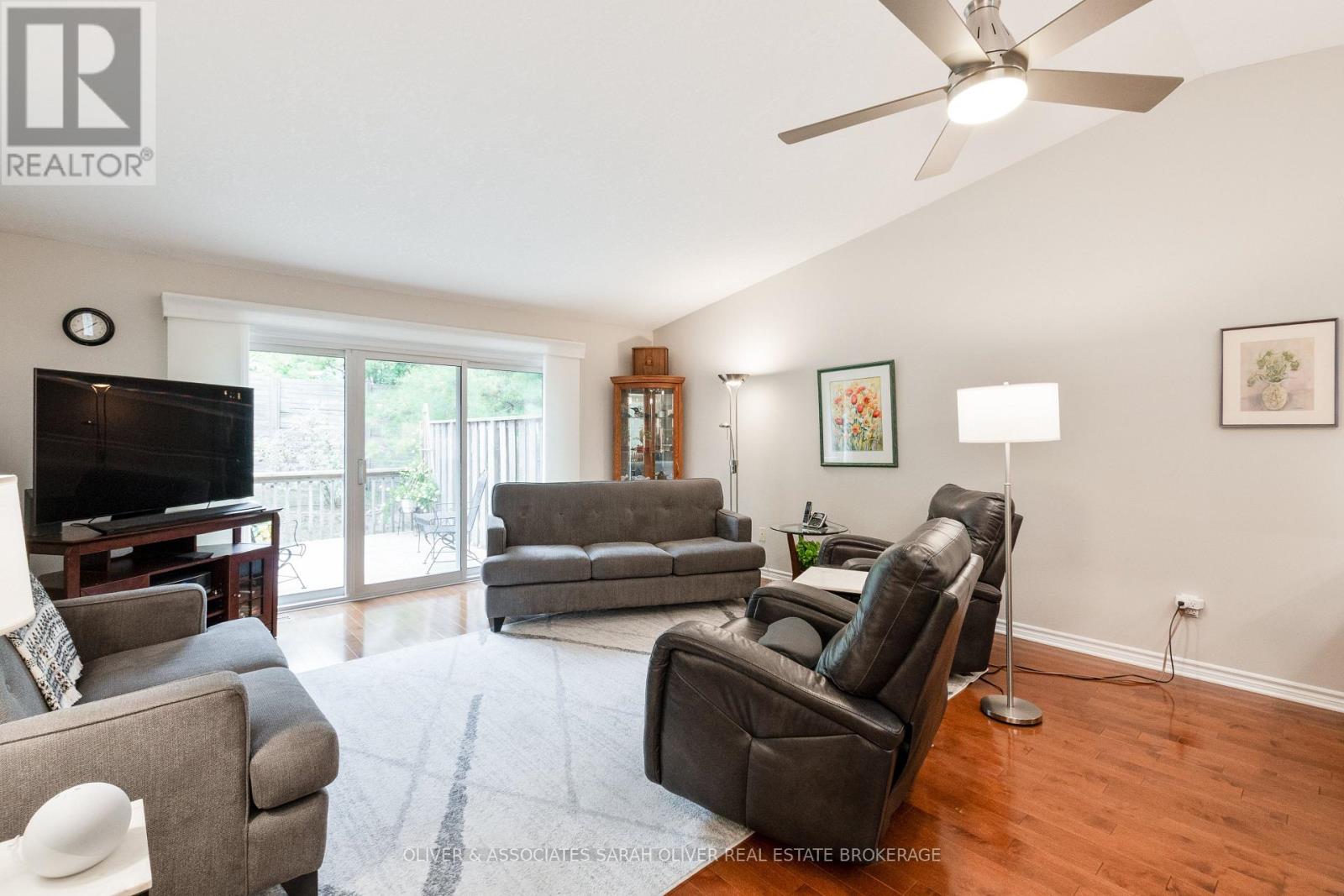 35 - 1241 Beaverbrook Avenue, London North (North N), Ontario  N6H 5P1 - Photo 8 - X12459783