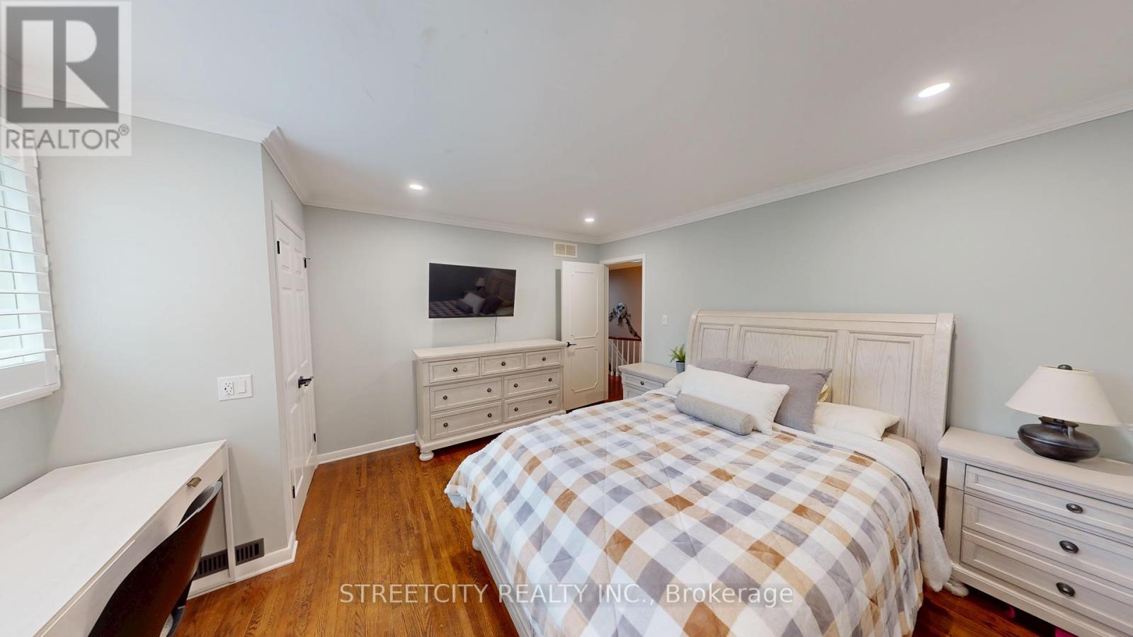 138 Guildford Crescent, London South, Ontario  N6J 3Y6 - Photo 25 - X12459789