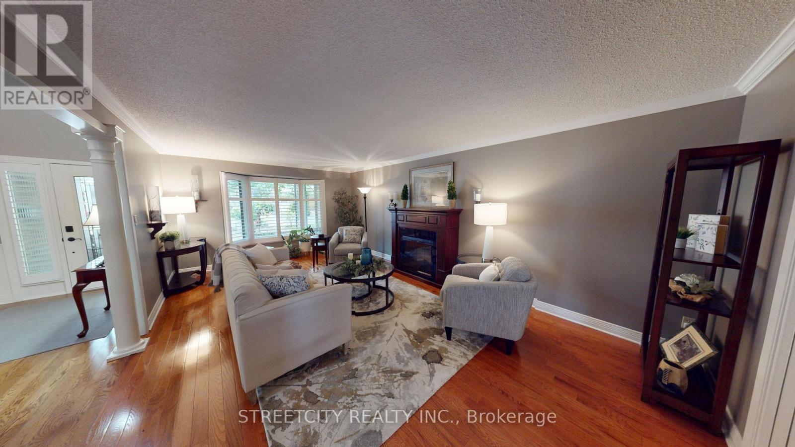 138 Guildford Crescent, London South, Ontario  N6J 3Y6 - Photo 5 - X12459789