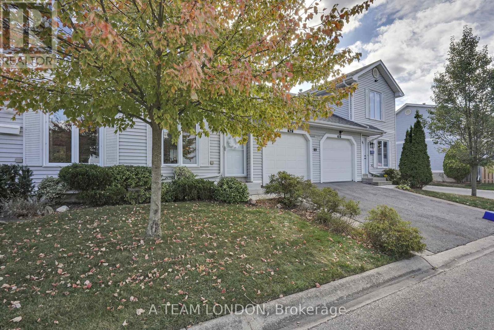 82 - 120 Centre Street, London South (South E), Ontario  N6J 4X4 - Photo 3 - X12459869