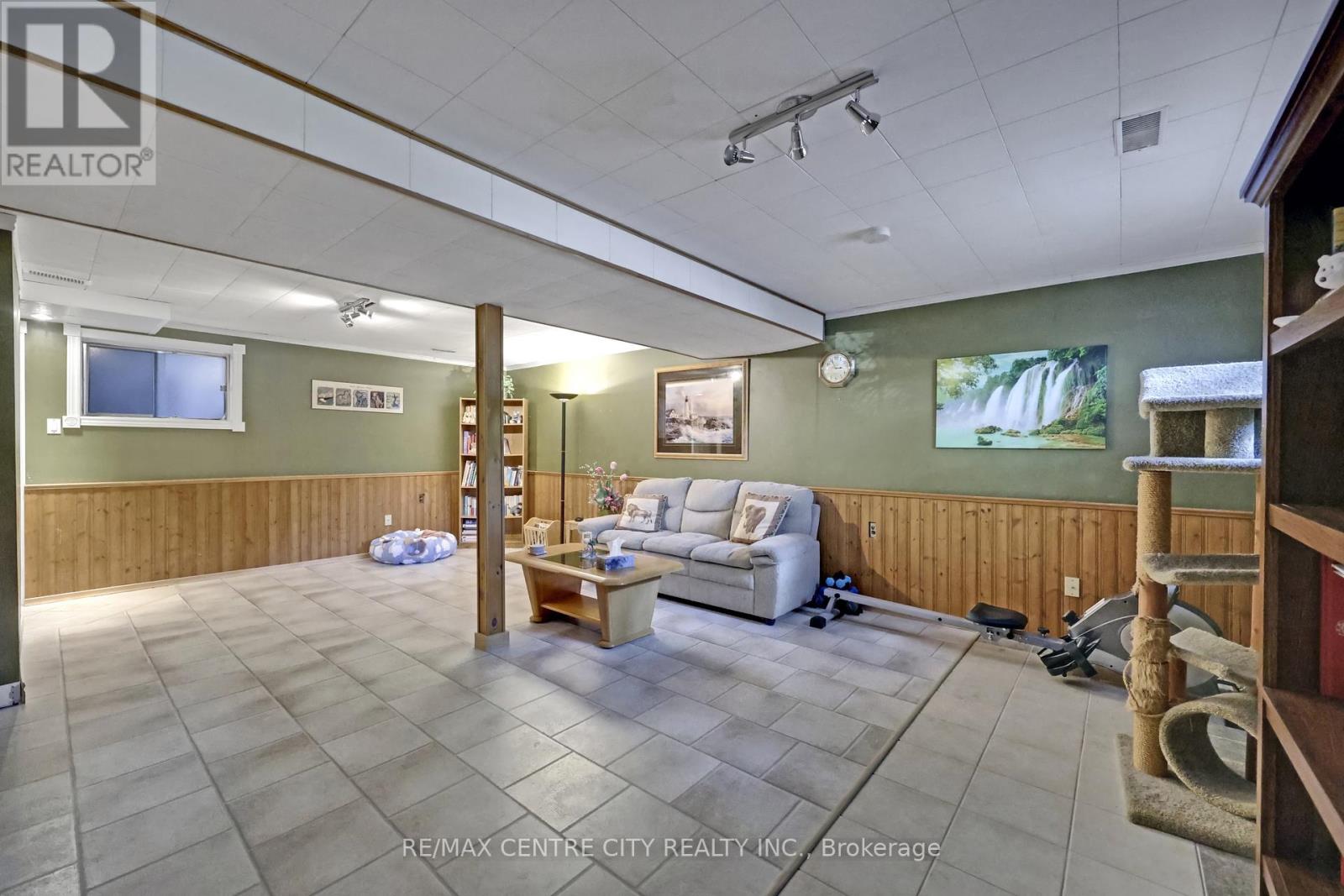 108 Cecilia Place, London East, Ontario  N5Y 4A4 - Photo 31 - X12459903