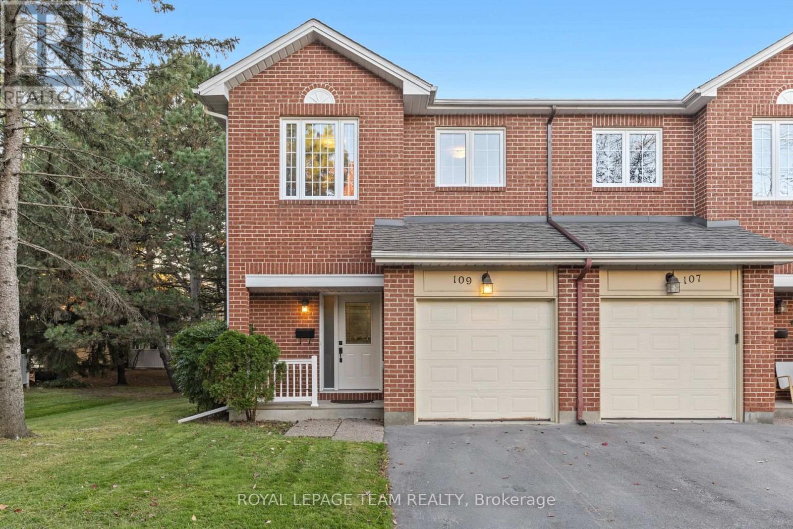 109 STONEBRIAR DRIVE, Ottawa, Ontario