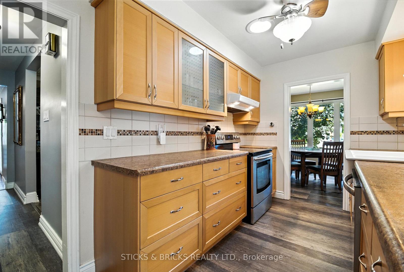 6750 Cherrygrove Road, Niagara Falls, Ontario  L2E 5M6 - Photo 14 - X12459776