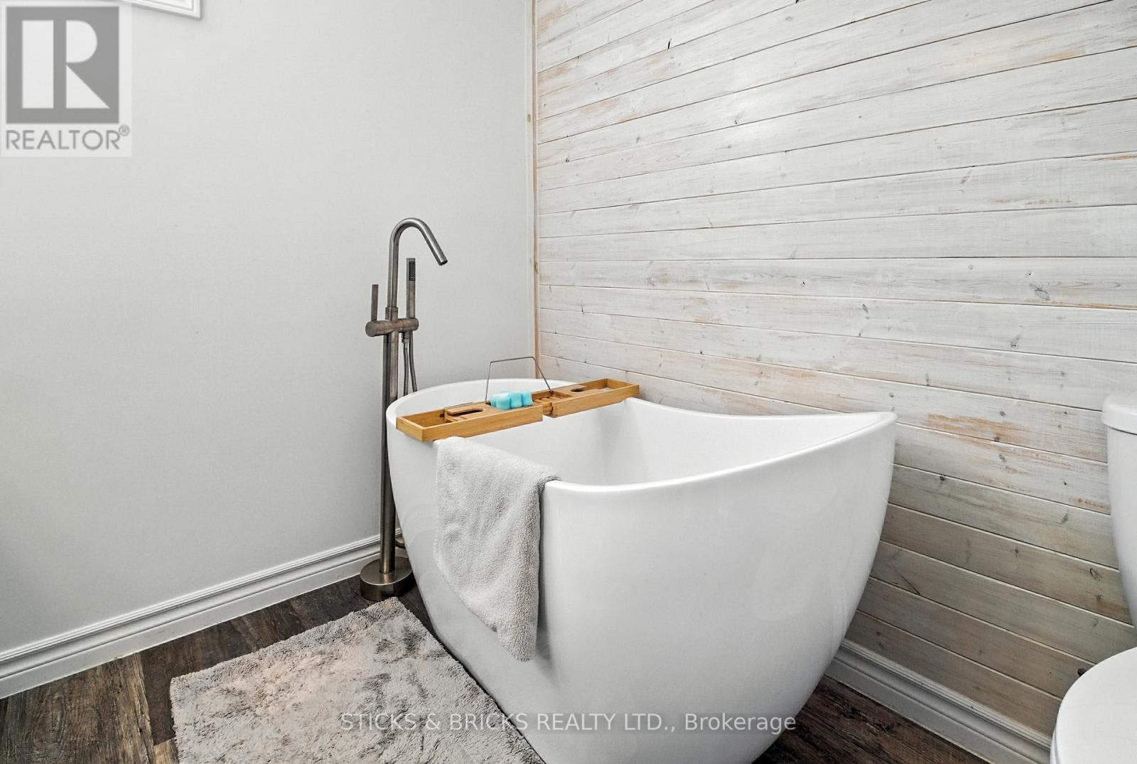 6750 Cherrygrove Road, Niagara Falls, Ontario  L2E 5M6 - Photo 22 - X12459776