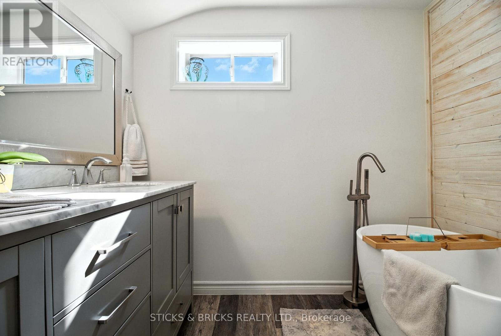 6750 Cherrygrove Road, Niagara Falls, Ontario  L2E 5M6 - Photo 23 - X12459776