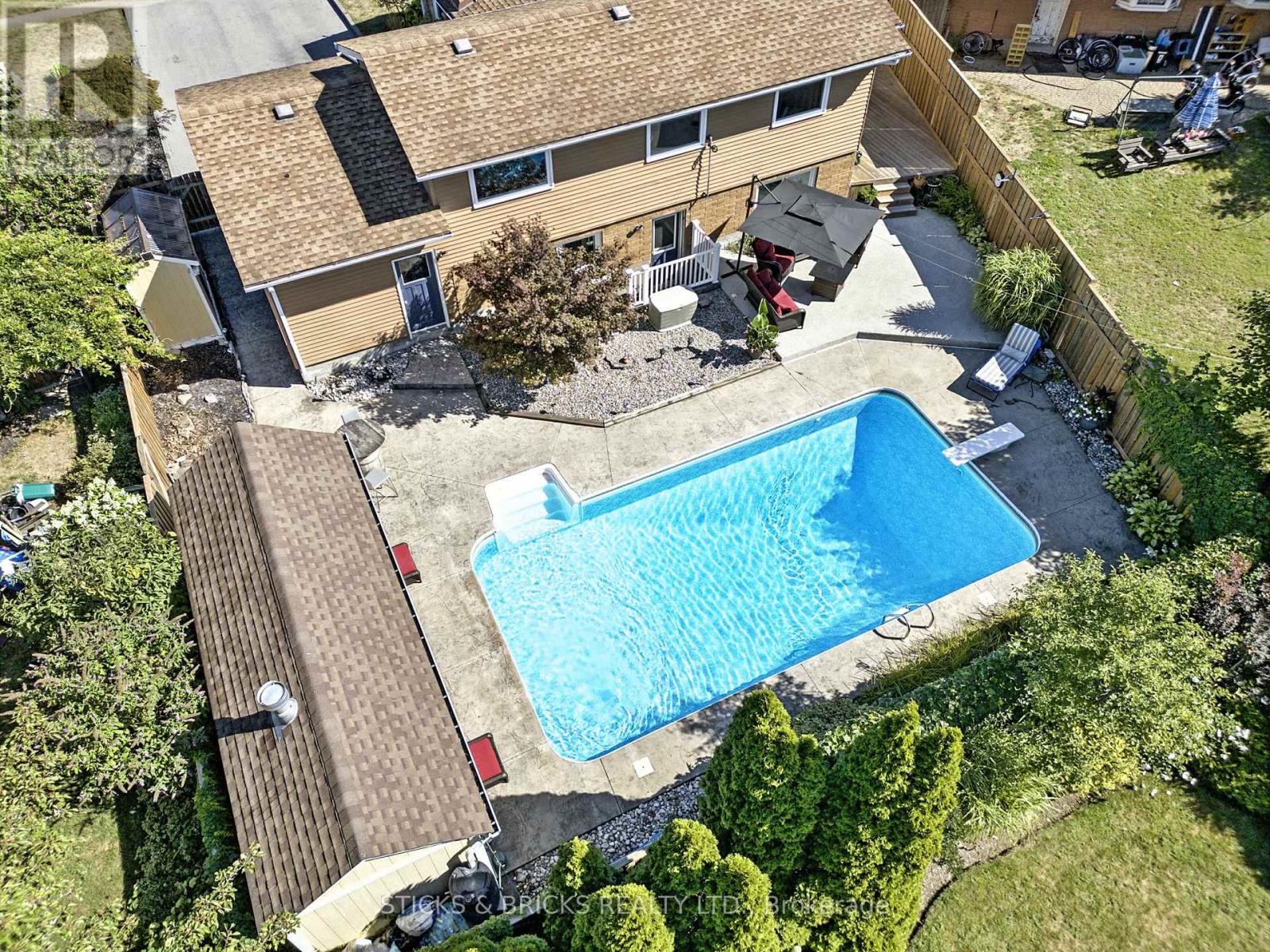 6750 Cherrygrove Road, Niagara Falls, Ontario  L2E 5M6 - Photo 32 - X12459776