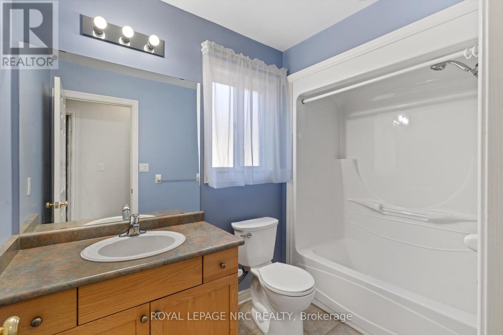 29 Mcbride Drive, St. Catharines, Ontario  L2S 3Z8 - Photo 22 - X12459808
