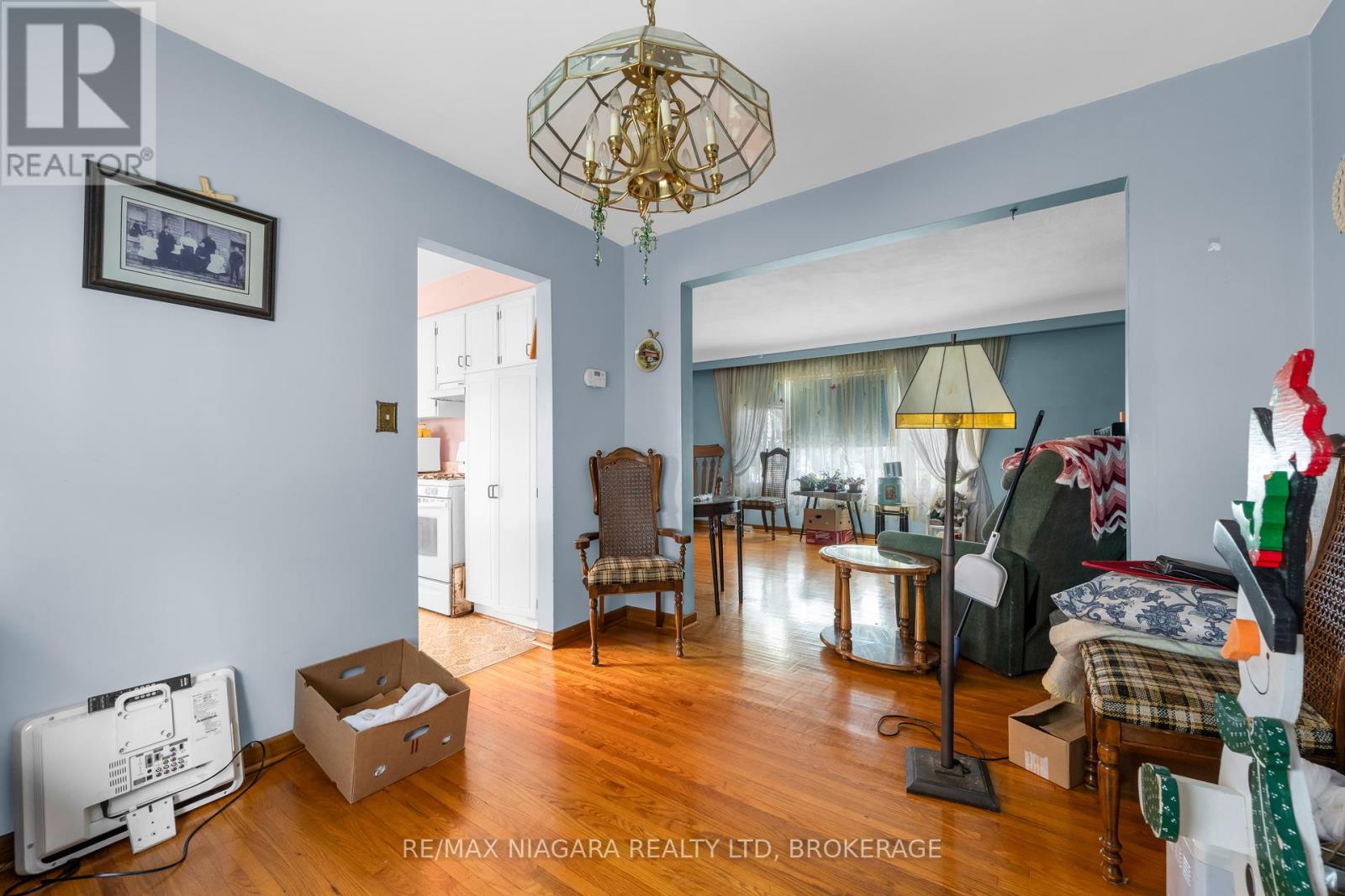 21 Donlea Drive, Port Colborne, Ontario  L3K 4W8 - Photo 7 - X12459867