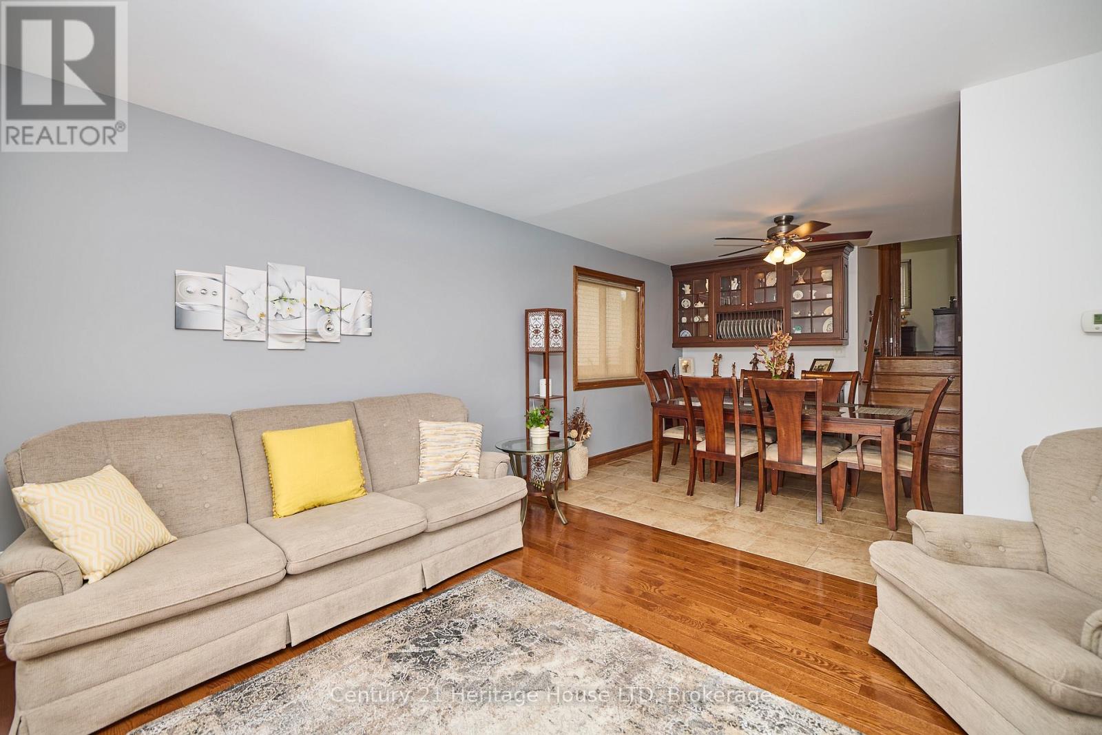 7 Huntington Lane, St. Catharines, Ontario  L2S 3J5 - Photo 8 - X12459868
