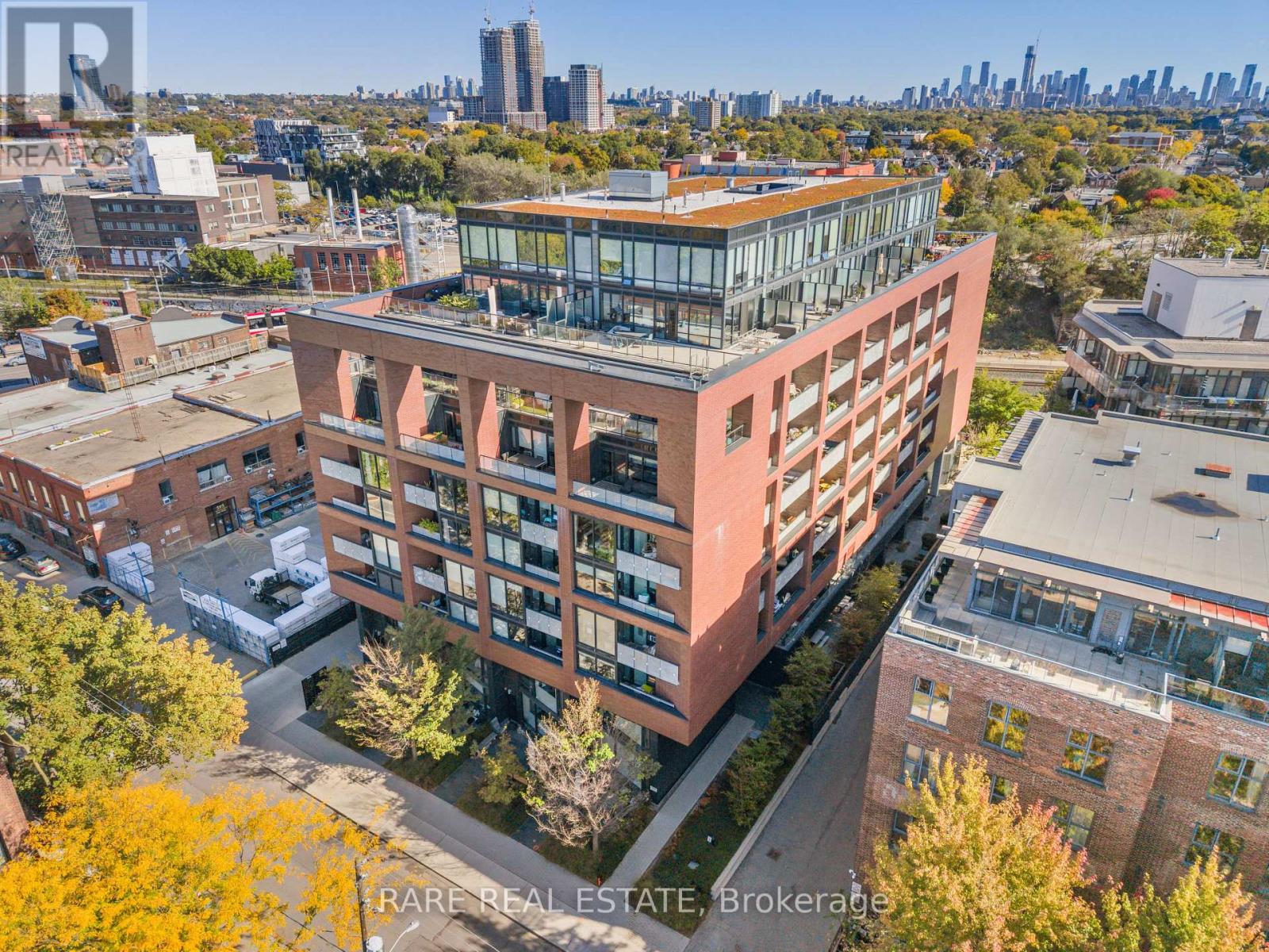 377 Sorauren Avenue, Toronto, Ontario  M6R 0A4 - Photo 19 - W12459645