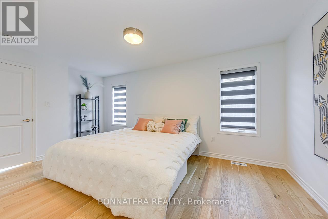 1228 Granary Street, Oakville, Ontario  L6H 7Y4 - Photo 20 - W12459661