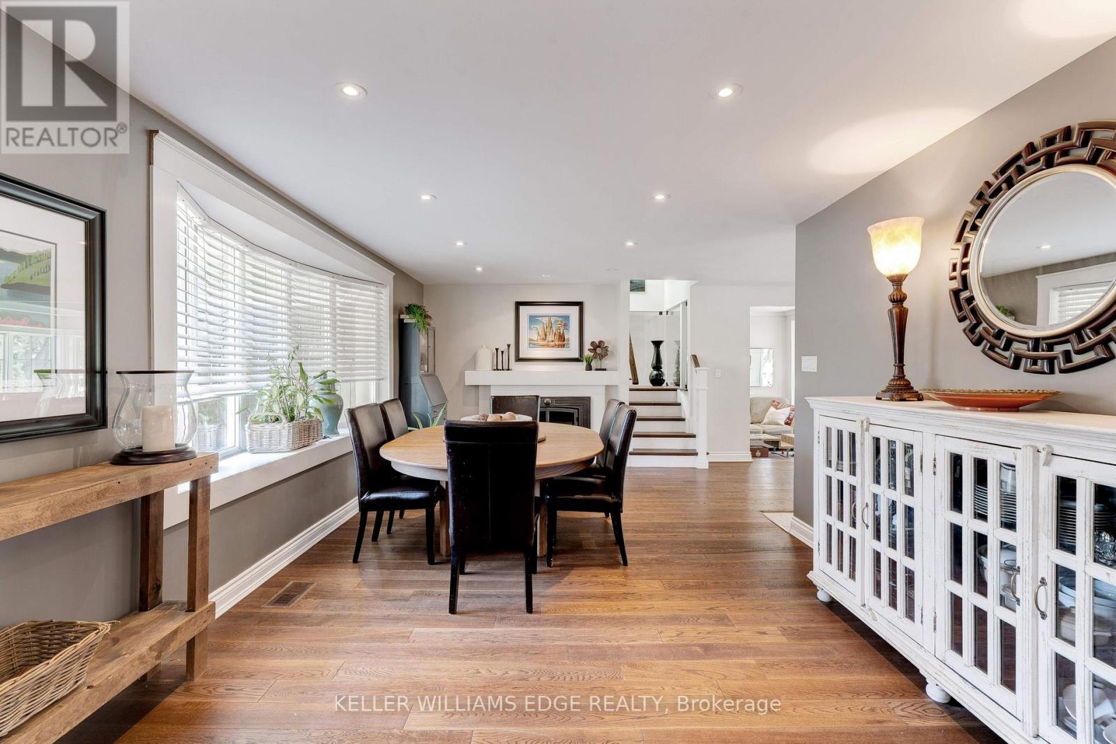 4391 Lakeshore Road, Burlington, Ontario  L7L 1B3 - Photo 5 - W12459666