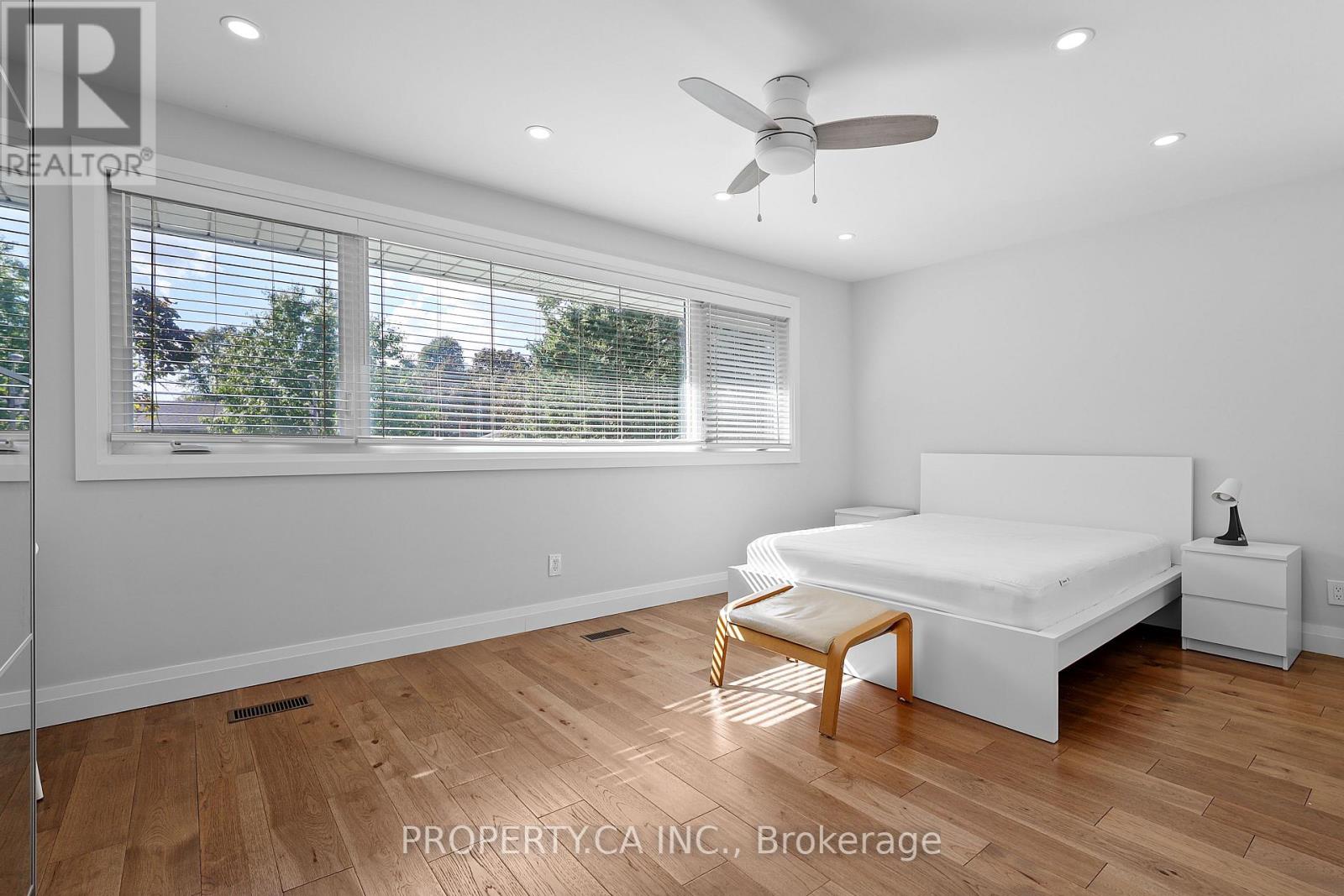 132 Princess Anne Crescent, Toronto, Ontario  M9A 2R6 - Photo 23 - W12459683
