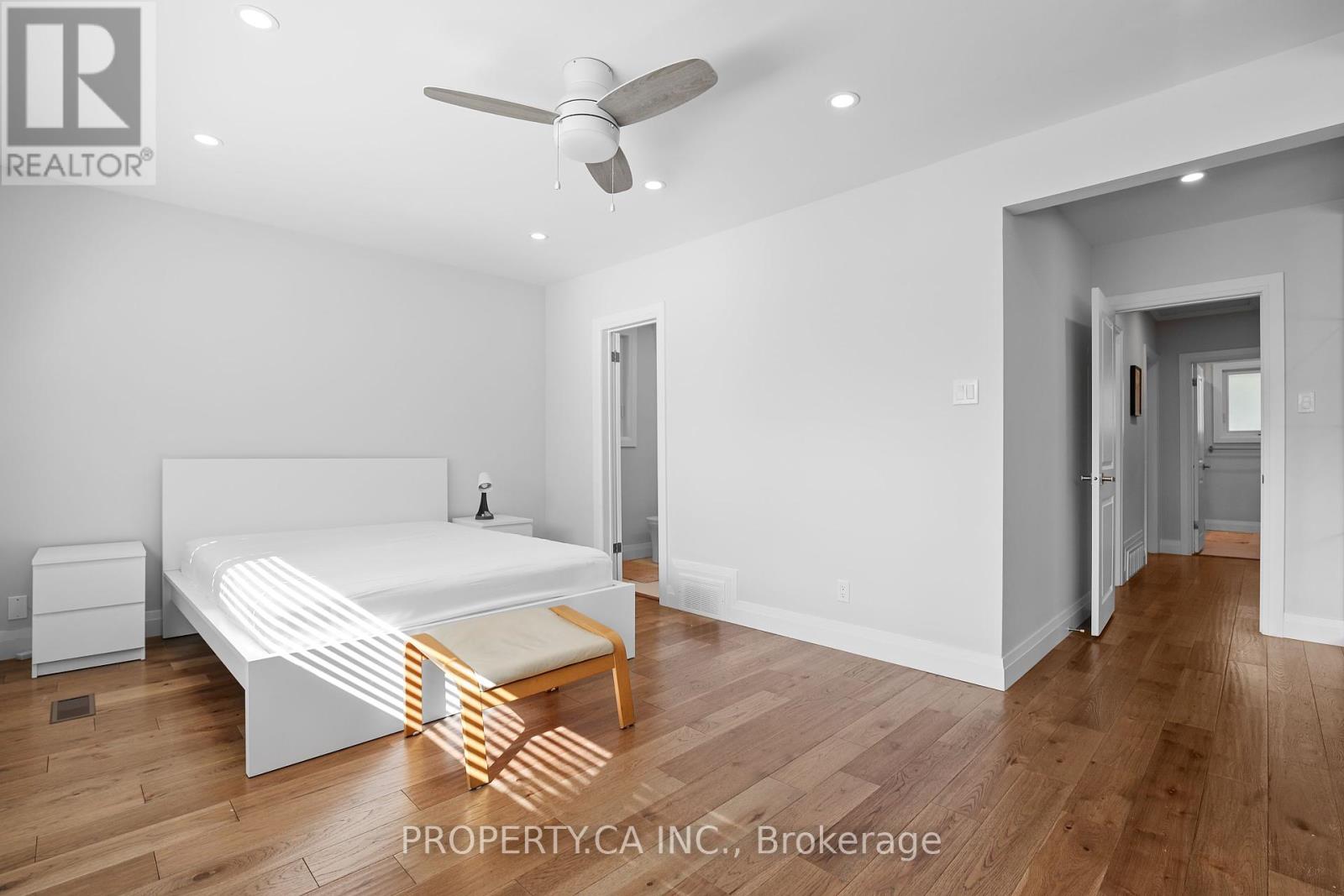 132 Princess Anne Crescent, Toronto, Ontario  M9A 2R6 - Photo 24 - W12459683